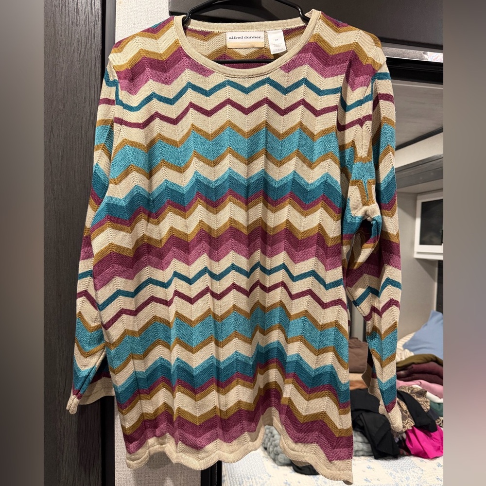 Missoni-style Chevron Knit Sweater in Cream, Teal & Magenta #AlfredDunner